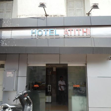 Hotel Atithi Ahmadabad Zewnętrze zdjęcie