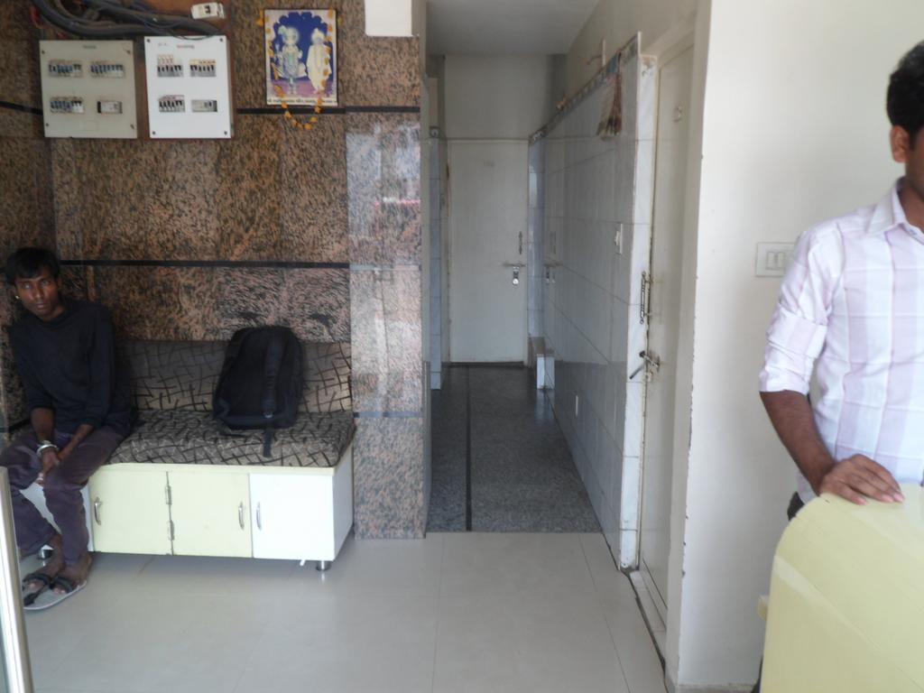 Hotel Atithi Ahmadabad Zewnętrze zdjęcie